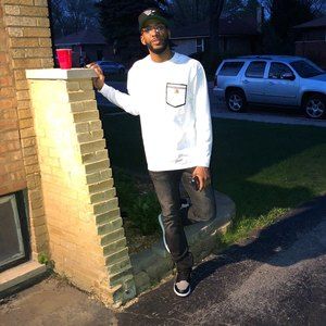 Meet your Posher, Dione